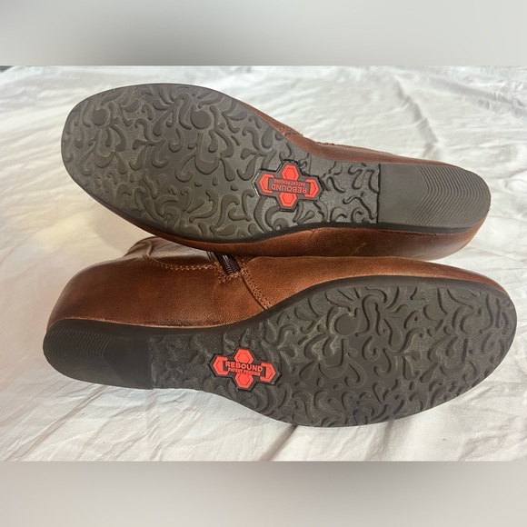 Rebound Patent Pending by Baretraps Women’s Wedge Brown Leather Boots Size 7.5 - Picture 12 of 15